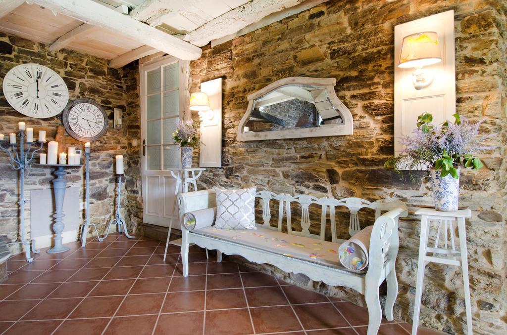 Complejo Rural Lar De Vies Guest House A Pontenova Luaran gambar